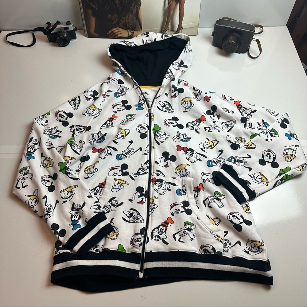 Disney Gray and White zipper Hoodie/jacket